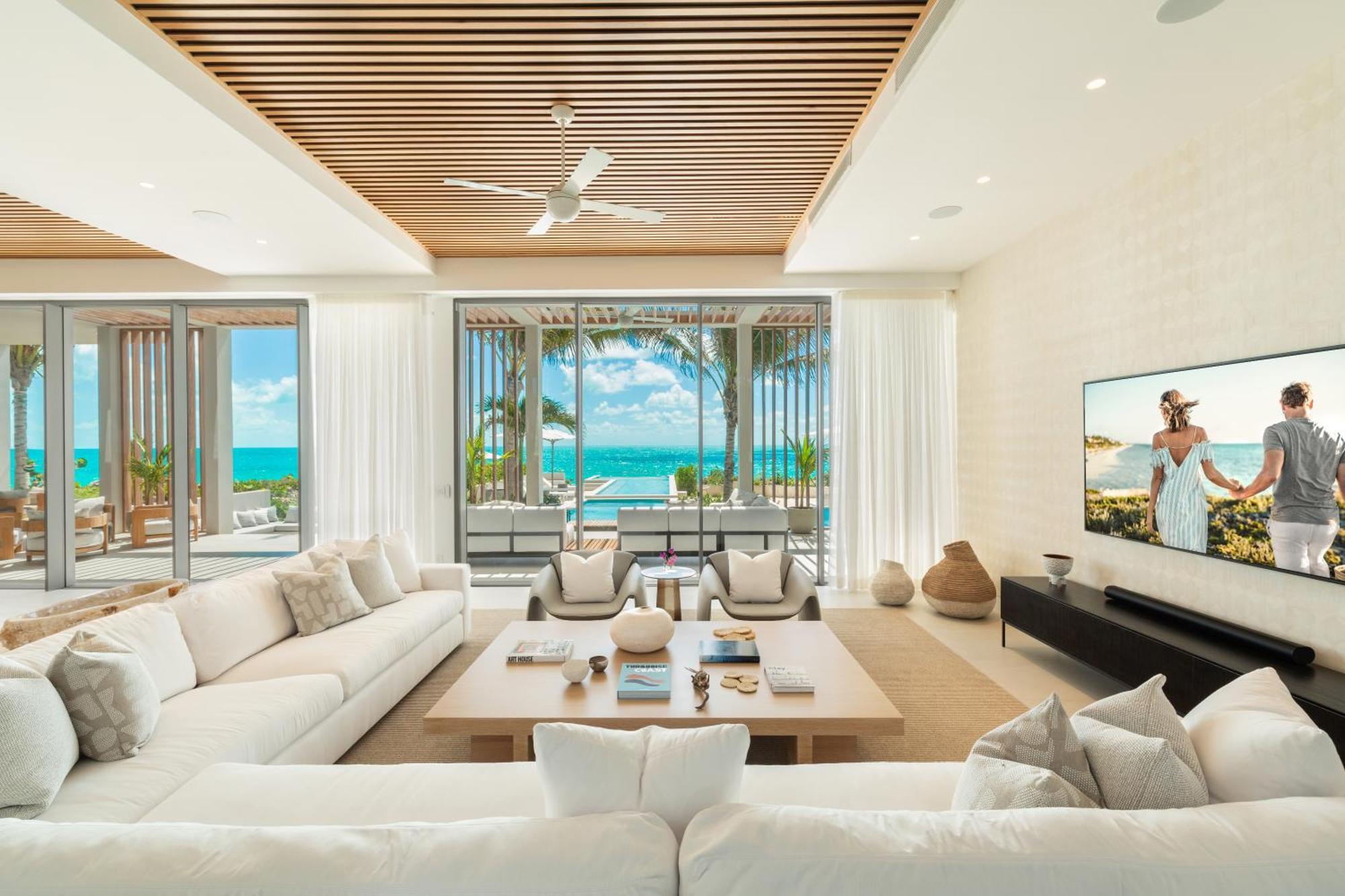 South Bank Hotel Long Bay Bagian luar foto